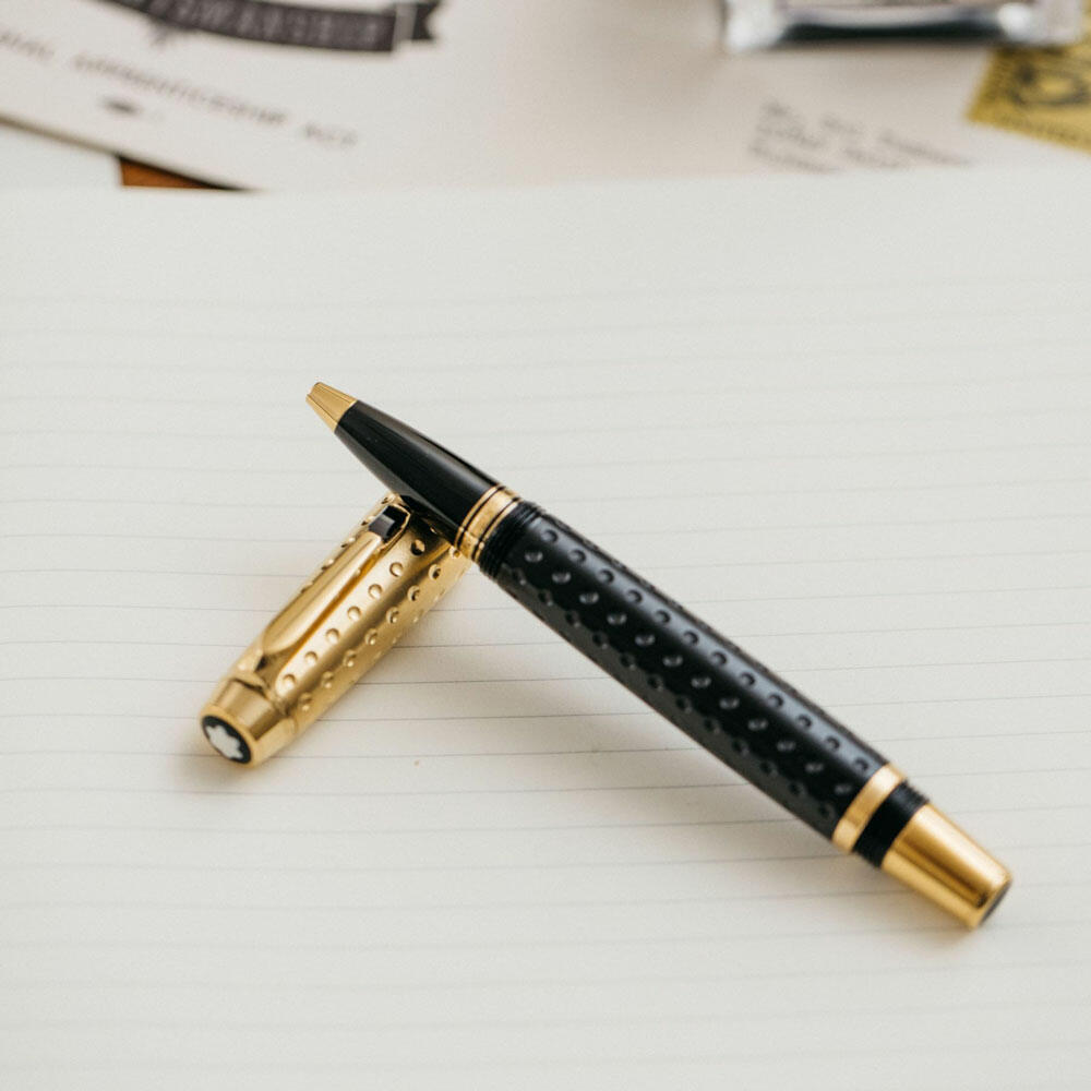 Bút dạ bi MontBlanc Boheme Doue Gold Plated Rollerball Pen 36006
